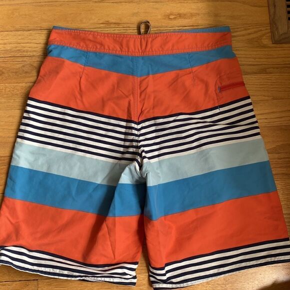 PATAGONIA Mens sz 30 swim trunks blue white and salmon stripes small spot shown - Picture 6 of 6